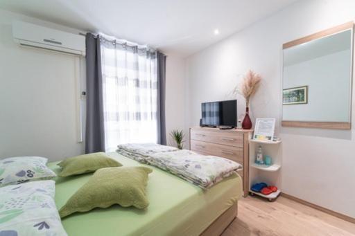 Charming Apartment In Old Town Split Exterior photo